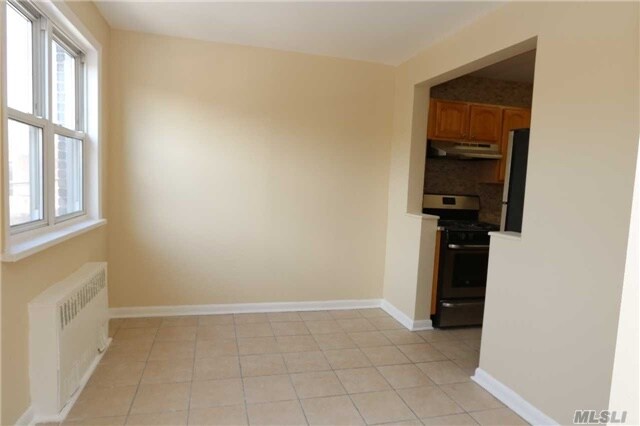 Foto del edificio - 147-58-147-70 70th Rd