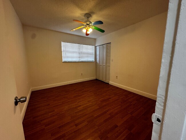 Foto del edificio - 5100 SW 41st St