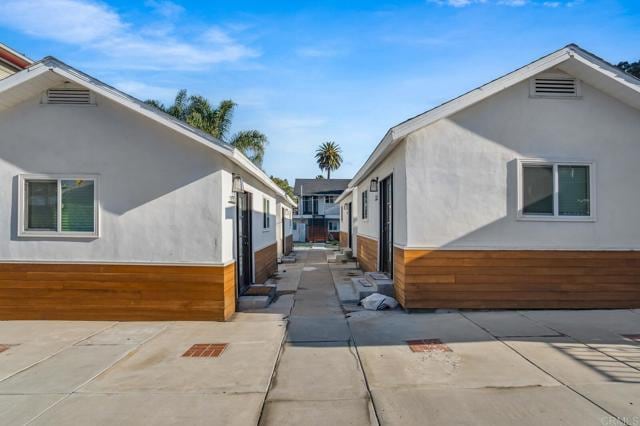 Building Photo - 2032 Kearney Ave