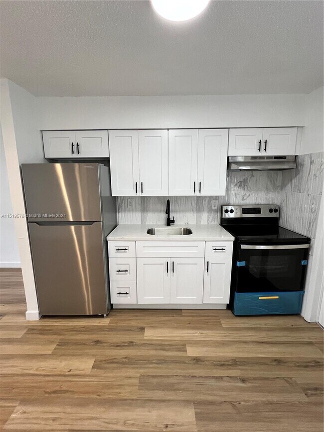 Foto del edificio - 2652 NE 212th Terrace