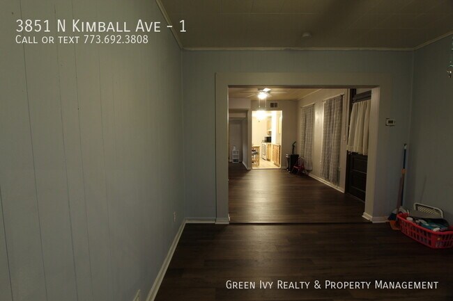 Foto del edificio - Irving Park 3 bed with Private Yard!