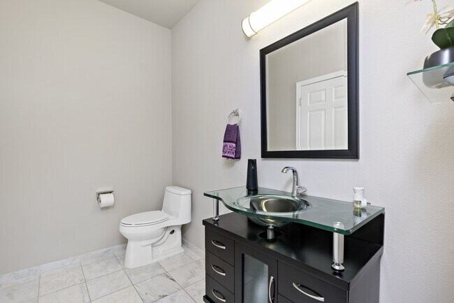 Foto del edificio - 14335 Simonds Rd NE