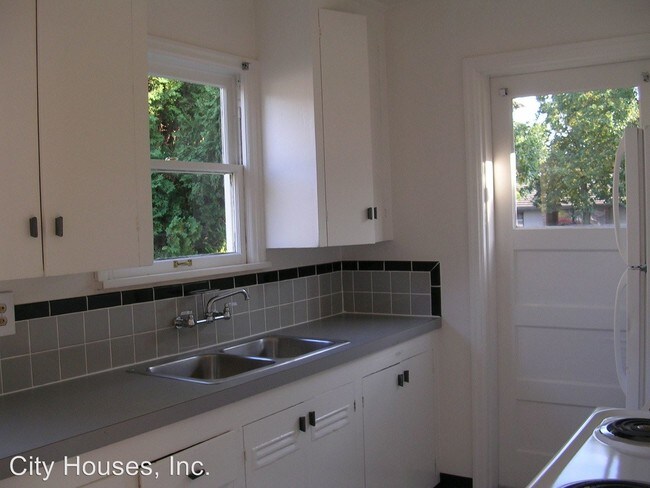 Foto del edificio - 3418-5529 SE 55th Ave