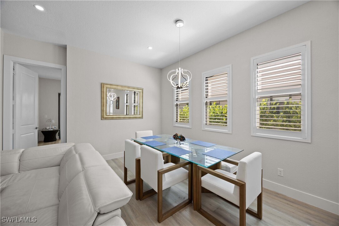 Foto principal - 5832 Jasper Dr