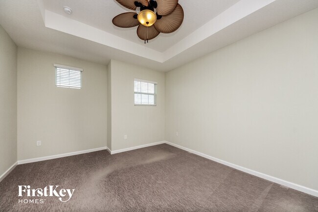 Building Photo - 456 Sapphire Dr