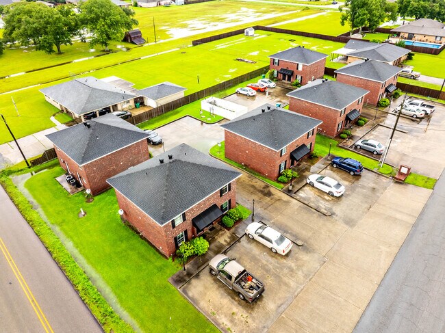 Foto del edificio - 2314-2316 Saint Bernard St, Thibodaux, Ln
