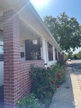 Building Photo - 3207 O St