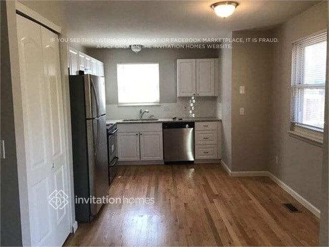 Building Photo - 17334 E Wagontrail Pkwy