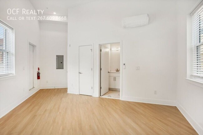 Foto del edificio - 3952 Lancaster Ave