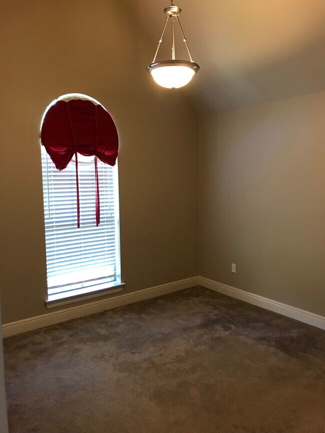 Foto del edificio - 37063 Rivergate Ave