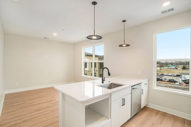 Building Photo - 3066 Fayette Ave SW