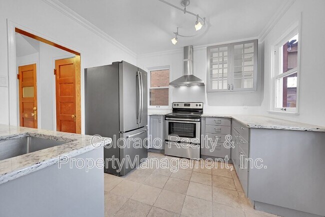 Building Photo - 1206 Josephine St