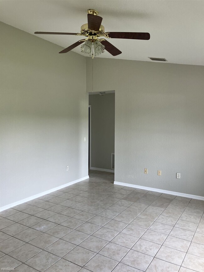 Foto del edificio - 3 br, 2 bath House - 2763 Hopwood Road