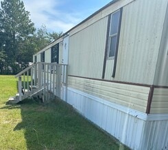 Building Photo - 13 T&S Dr