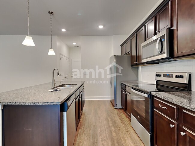 Foto del edificio - 308 Bering Ln