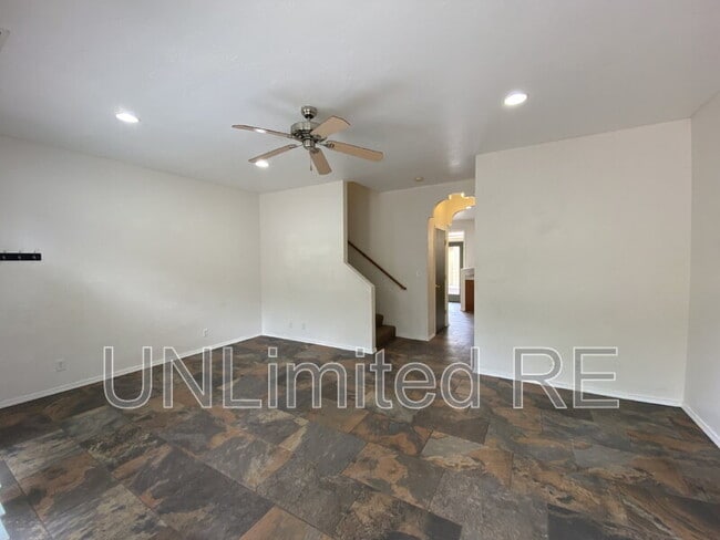 Building Photo - 1324 E Chubs Way