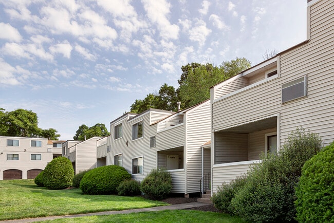 Building Photo - Sprucewood Apartments
