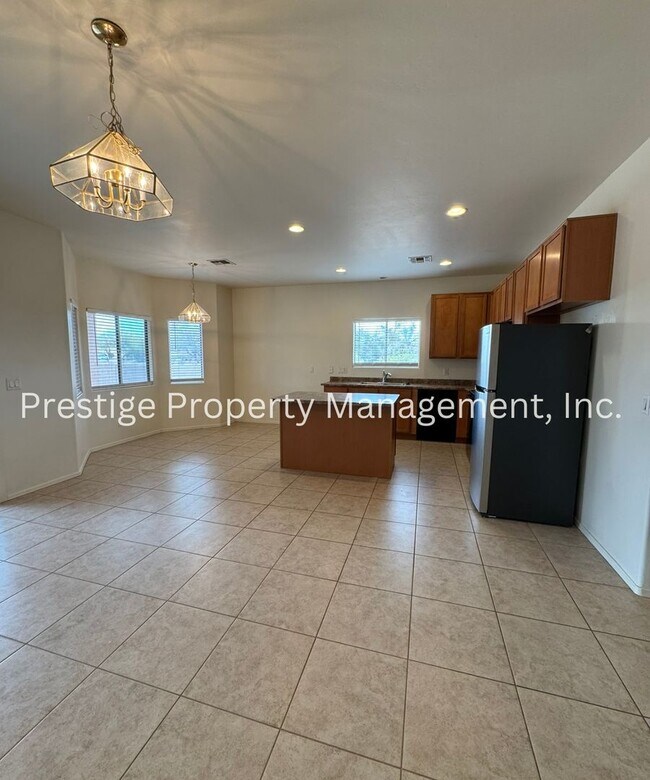 Foto del edificio - Beautiful Must see Spacious 4/2 Home on the SouthWest Side!!