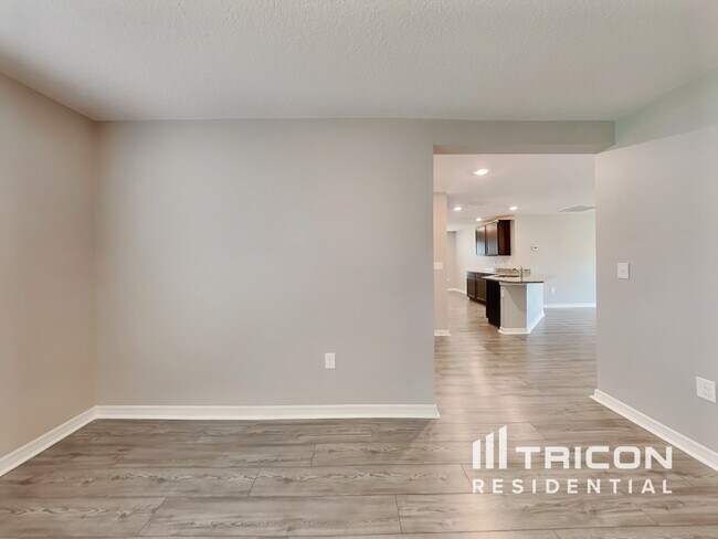 Foto del edificio - 6130 Dolostone Dr