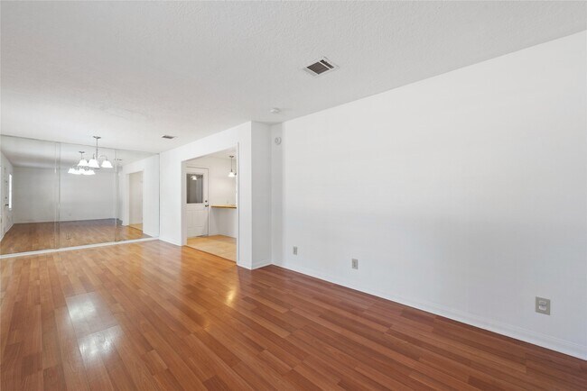 Foto del edificio - 1510 Afton St