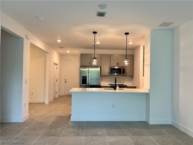 Building Photo - 26370 Coco Cay Cir