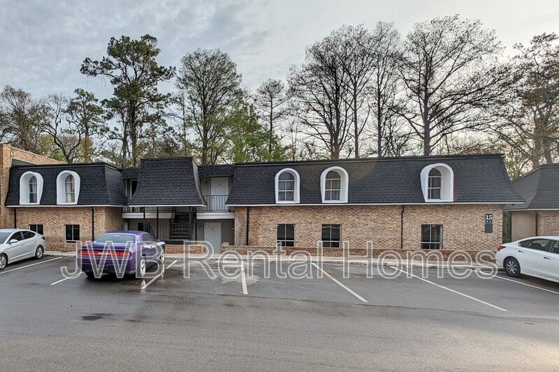 Foto principal - 7201 Arlington Expy