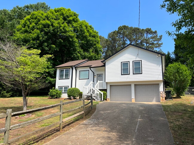Building Photo - 3010 Kellogg Creek Rd