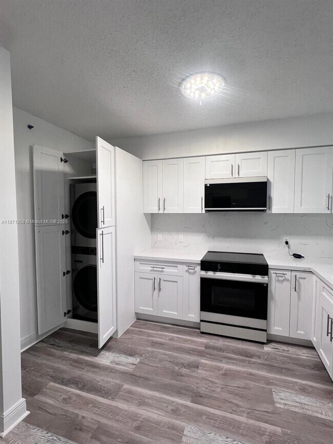 Foto del edificio - 5091 NW 7th St