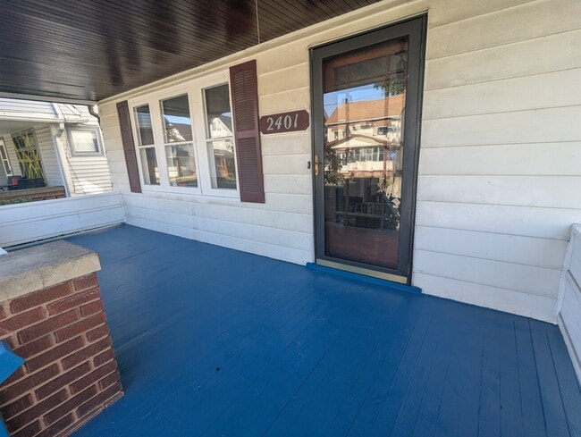 large front porch - 2401 Natchez Ave