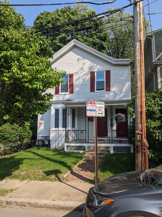Foto del edificio - 44 Cogswell Ave
