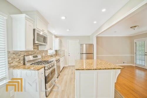 Foto del edificio - 468 Summerville Dr NW