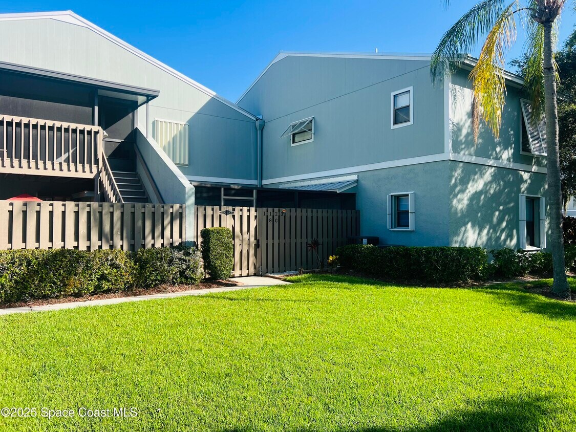 Foto principal - 1123 Breezy Way