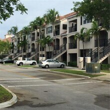 Building Photo - 5800 W Sample Rd