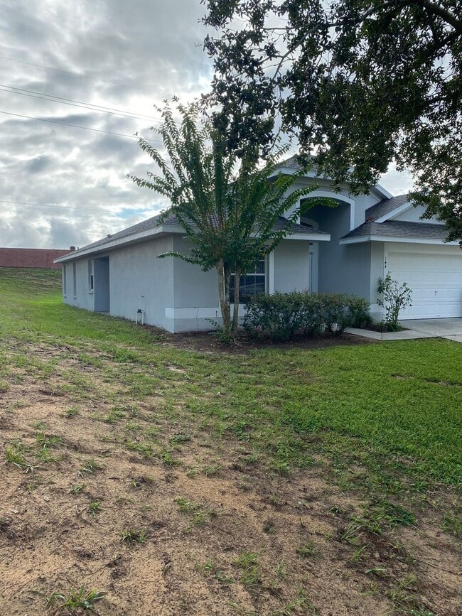 Building Photo - 144 Birchwood Dr