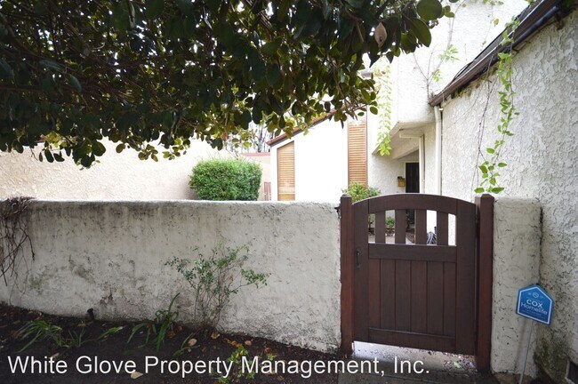 Building Photo - 5 br, 3 bath House - 24781 Perseus Court