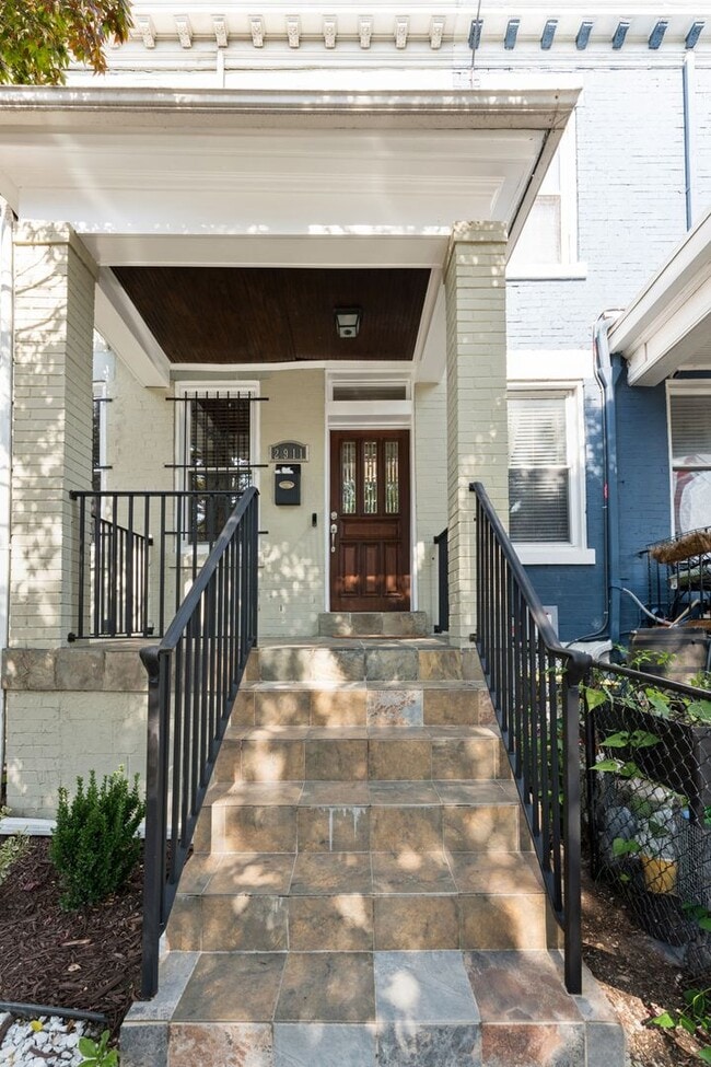 Building Photo - 2911 Sherman Ave NW