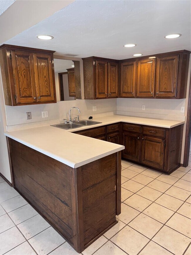 Foto del edificio - 2208 NW 118th St