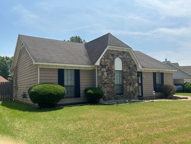 Building Photo - 4762 Mallard Ridge - Available Now!