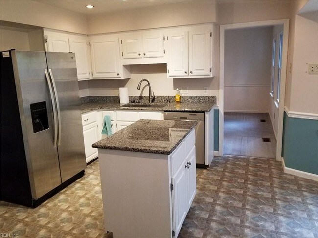 Foto del edificio - 5345 Stewart Drive
