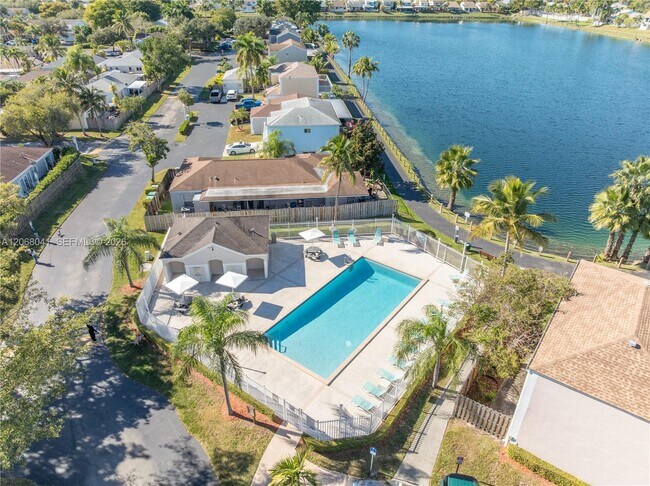 Foto del edificio - 9826 SW 222nd Terrace