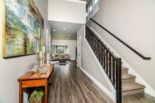 Foto del edificio - Gorgeous home in SE Bend with pool access ...