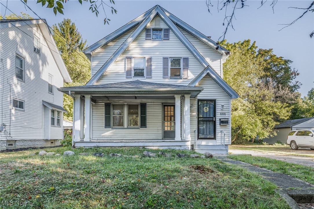 849 Glenn St Akron, OH 44320 – photo 1