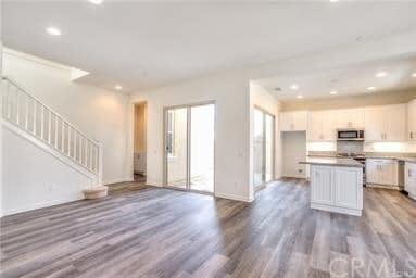 Building Photo - 125 Primrose Dr