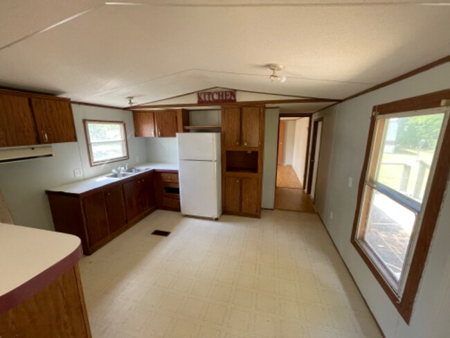 Building Photo - 2424 US-278