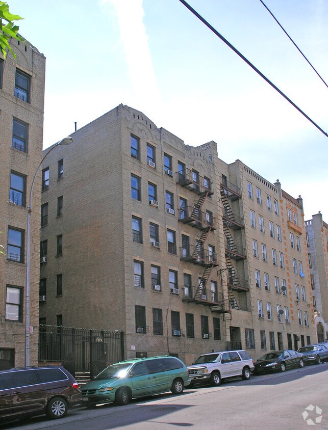 Primary Photo - 1840 Phelan Pl