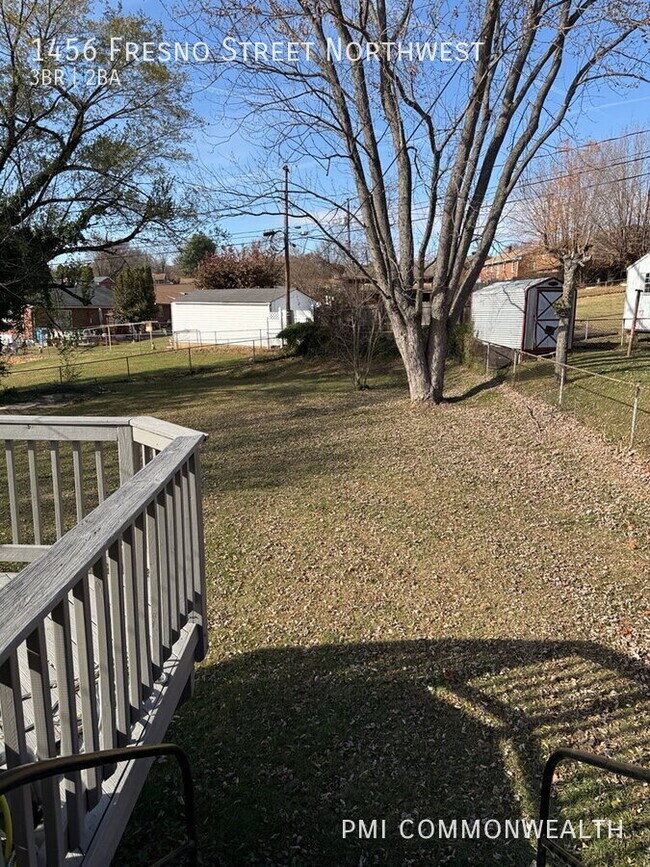 Foto del edificio - 1456 Fresno St NW