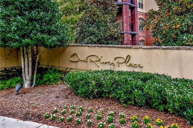 Foto del edificio - 200 River Vista Drive