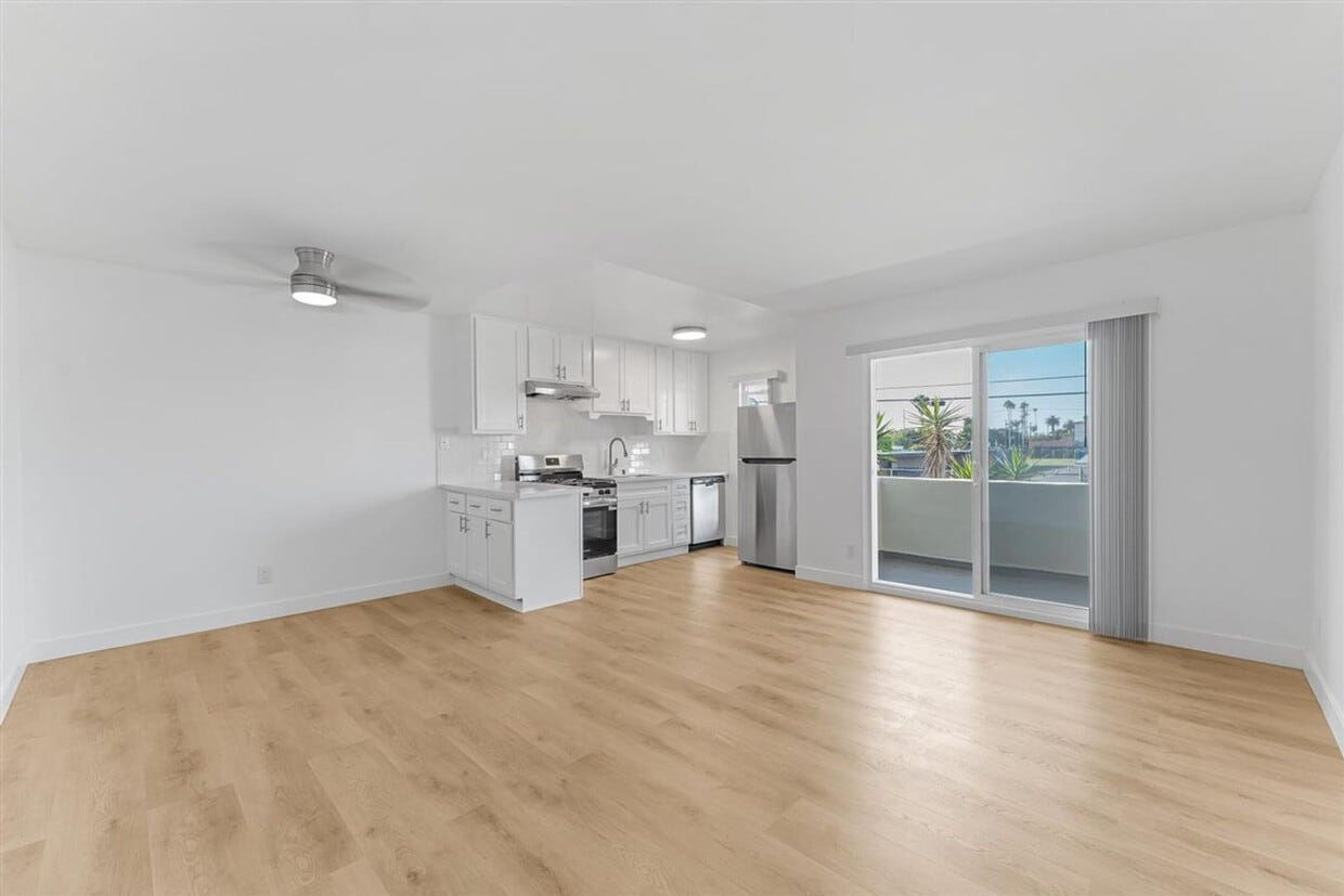 Photo - 604 W G Street-09