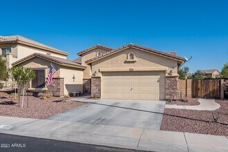 Building Photo - 573 S 219th Ln