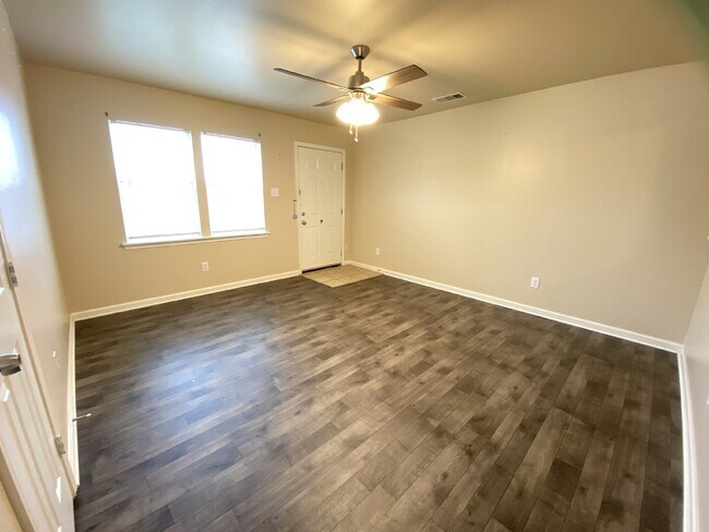 Foto del edificio - Adorable 3-bedroom, 2-bathroom single fami...